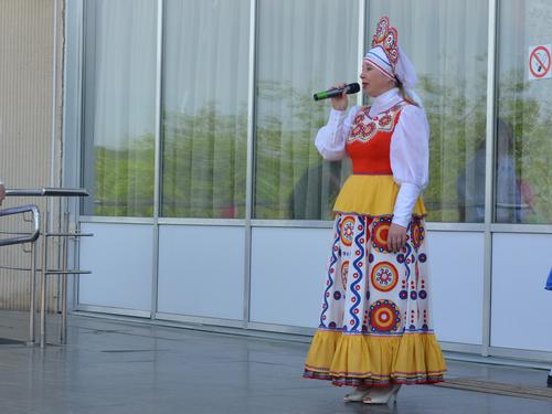 4. 